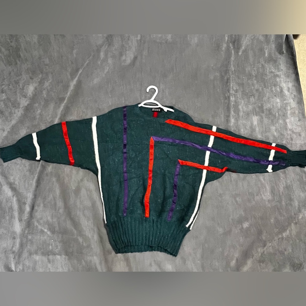 Vintage 80s Inani Angora Blend Sweater – mens L/ women’s XL (Made in Hong Kong)